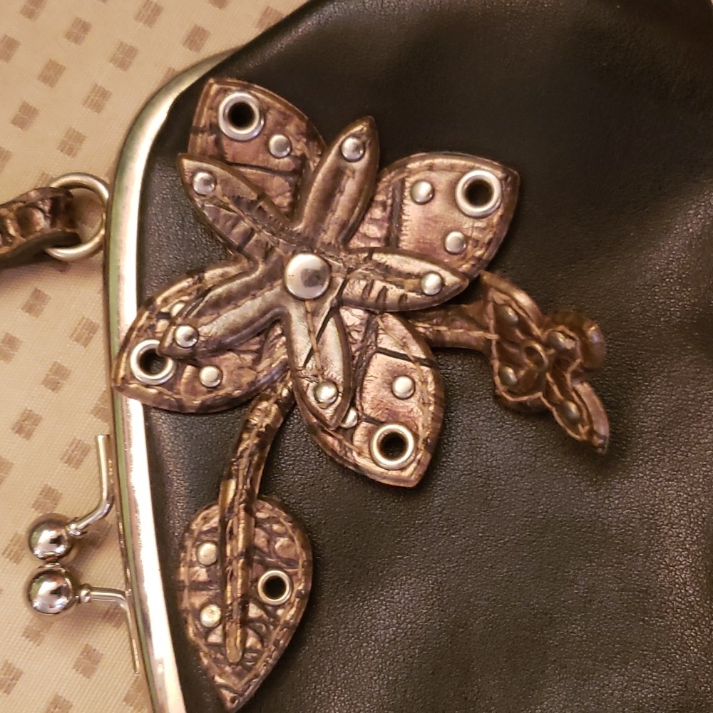 Flower purse - Picture 2 of 6